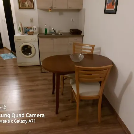 A 112 Apartment Burgas